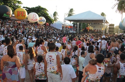 Vai ter a Feijoada do Dadau Shows são cancelados e adiados em Salvador